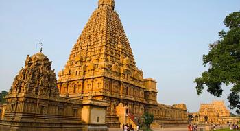 Brihadeeswarar Temple (Big Temple)
