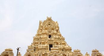 Cheluvanarayana Swamy Temple Melkote